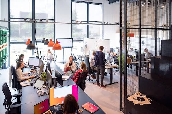 Adwise - Your Digital Brain | Fullservice Digital Agency