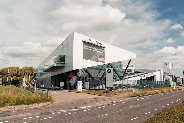 Breeman BMW & MINI Rotterdam-Zuid (Powered by Dusseldorp)