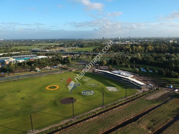 Chi Chi - The Golf Venue