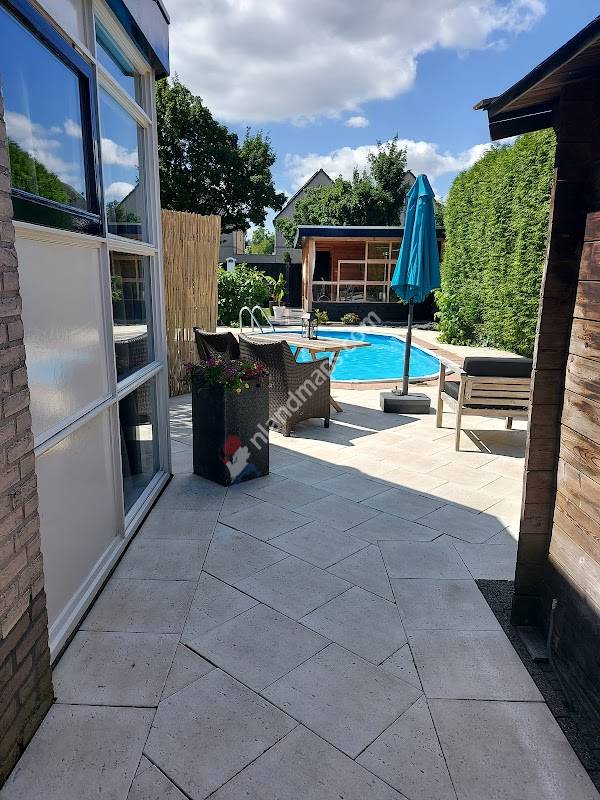 East Meets West B&B en Deco