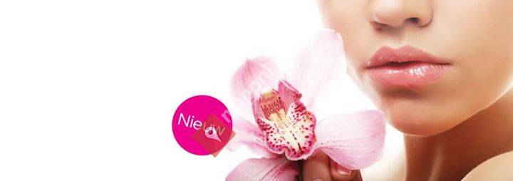 Fleurs Beauty Secrets