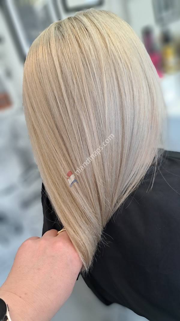 Home of Hair polski salon fryzjerski Damski & Męski