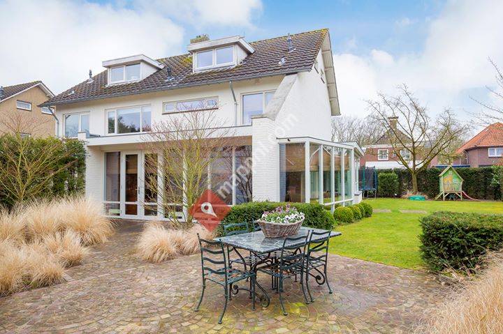 Irene van Aken Makelaardij