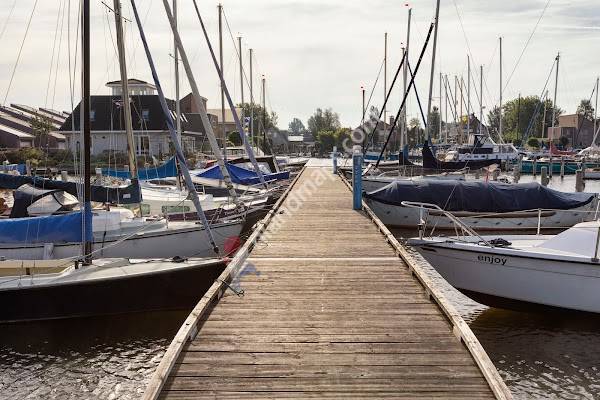 Jachthaven en Camping de Domp