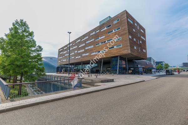 Leonardo Hotel Almere City Center