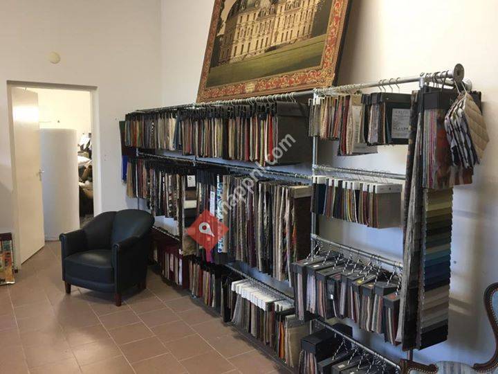 Meubelstoffeerderij van den Akker