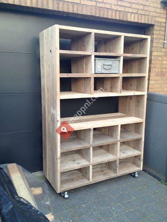 Michiel van der Wijst Meubels