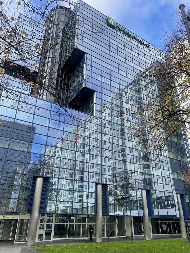 Mobypark - Holiday Inn Express Rotterdam Central Station