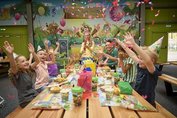 Monkey Town Heerlen | Indoor Speeltuin