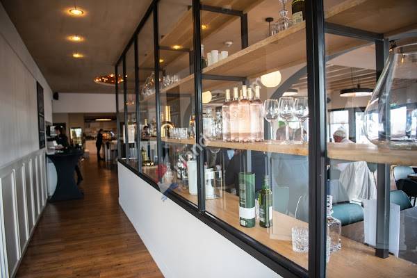 Restaurant & Hotel Monopole