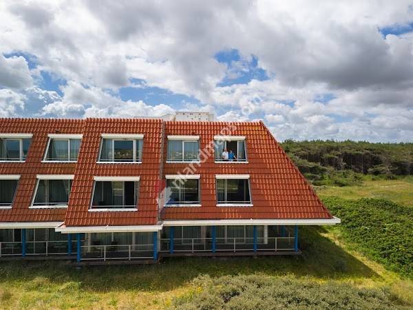 Strandhotel Buren aan Zee