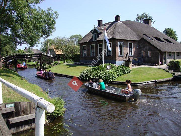 Tourist Information Giethoorn