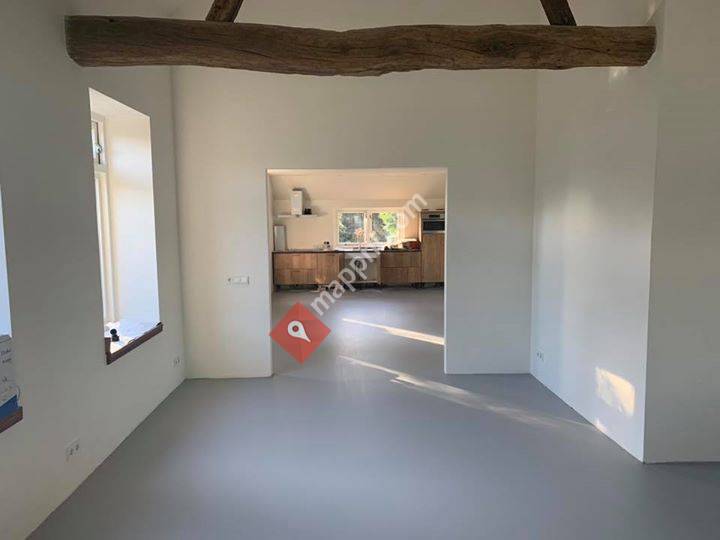 Usstyle gietvloeren en gordijnen