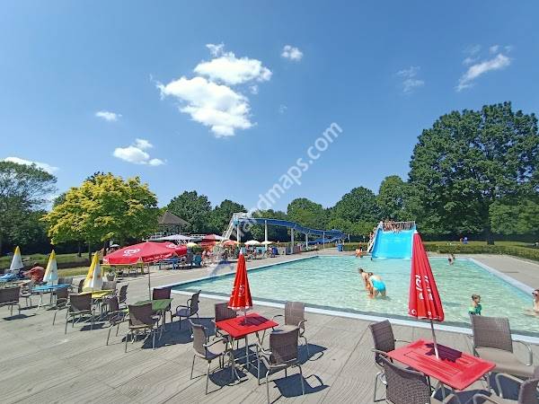 Zwembad De Groene Wellen